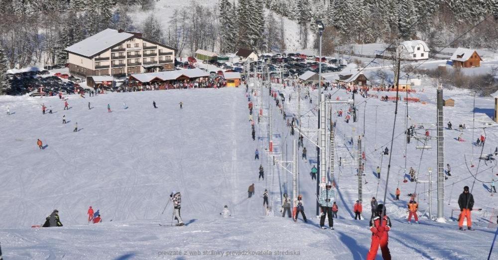 Ski Apartman Sajmon So Saunou Makov Exterior foto